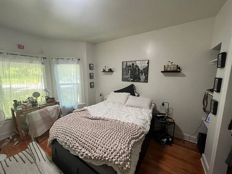 531 Federal Ave E — Photo 10