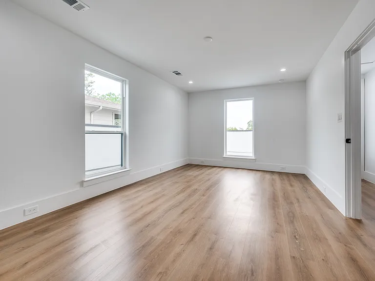 2343 Hondo Ave #2343 — Photo 19