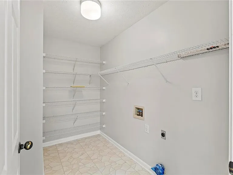 6360 Mountain View Trl — Photo 11