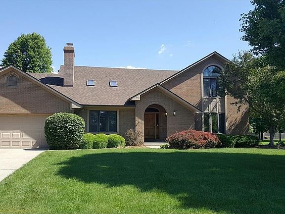 3rd image of 1815 Thornwood Ct