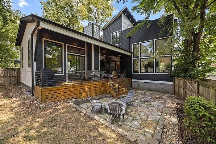 716 Village Ct — Photo 39