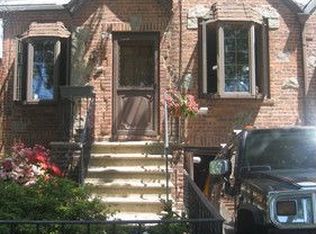 5039 39th St, Sunnyside, NY 11104