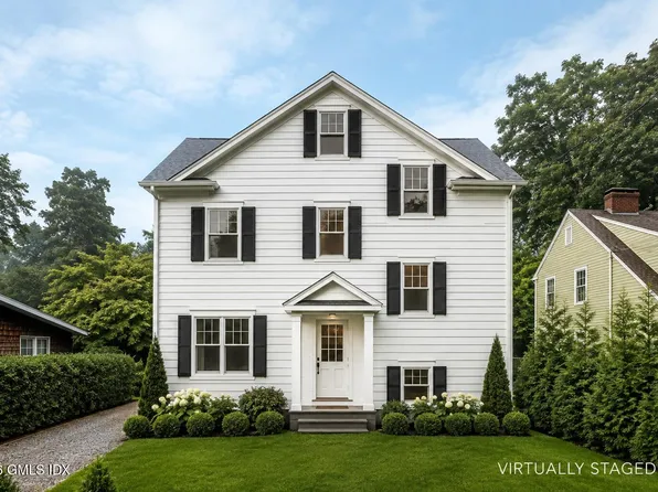 9 Maple St, Cos Cob, CT 06807