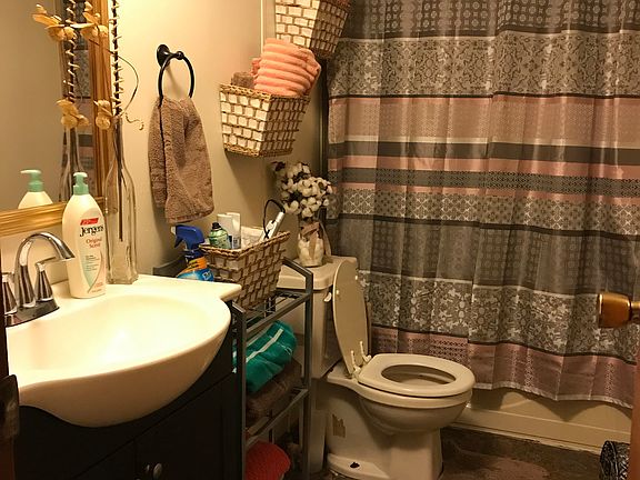 Spare bath in mobile home 