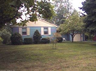 38 Rosemary Ln, Bristol, CT 06010