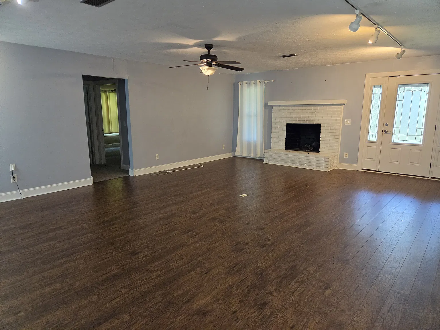 2635 Lucerne Dr — Photo 2