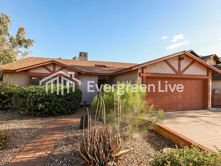 10240 E Vicksburg St — Photo 1