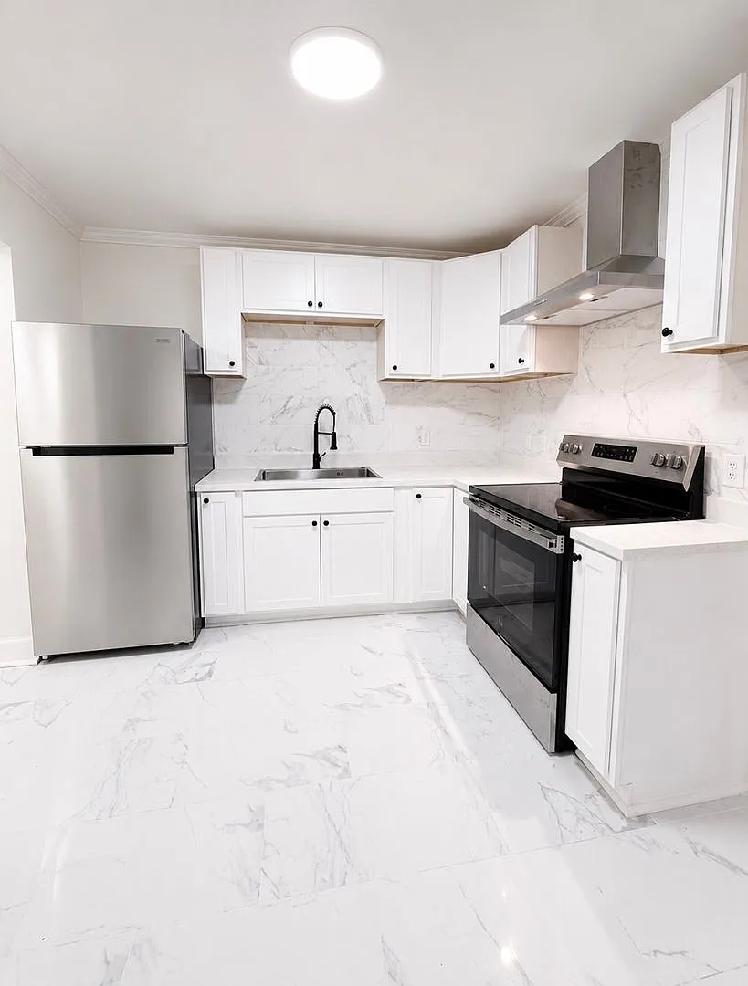 For Rent- 4 bedroom 2 bath remodeled home Available October 1st — Photo 1