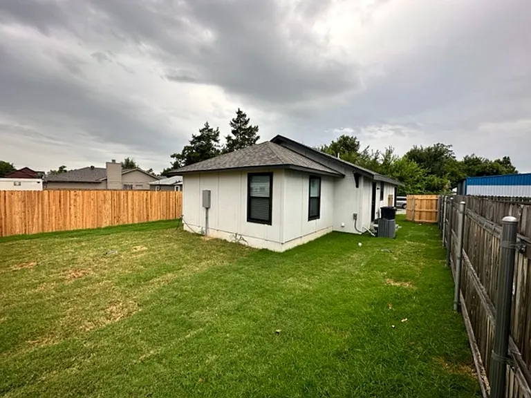 5008 N Asbury Ave — Photo 17