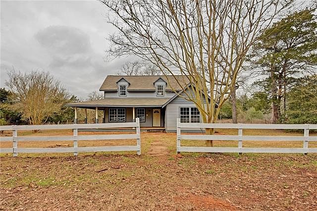 1st image of 224 Milam Ln