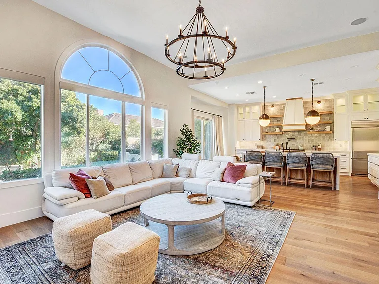 308 Round Stone Ct — Photo 19