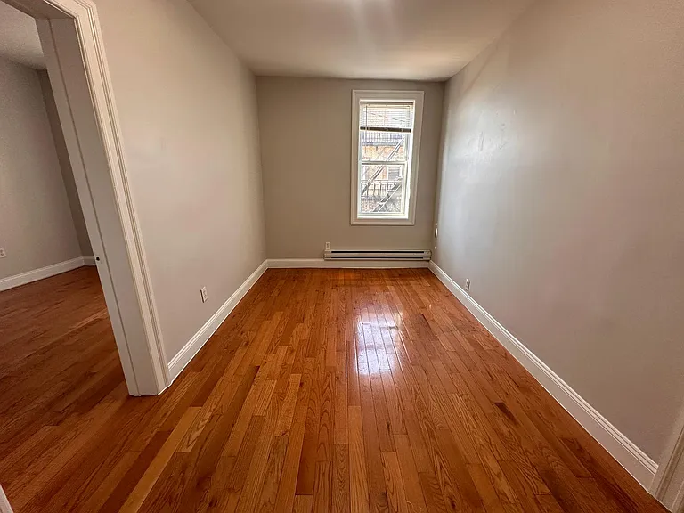 5902-04 Madison St #11A — Photo 3