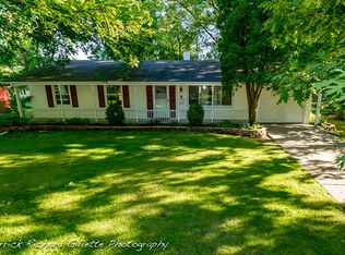 6 Cayman Dr, Montgomery, IL 60538