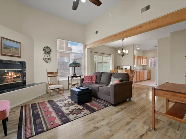 4140 Big Sky Rd, Santa Fe, NM 87507
