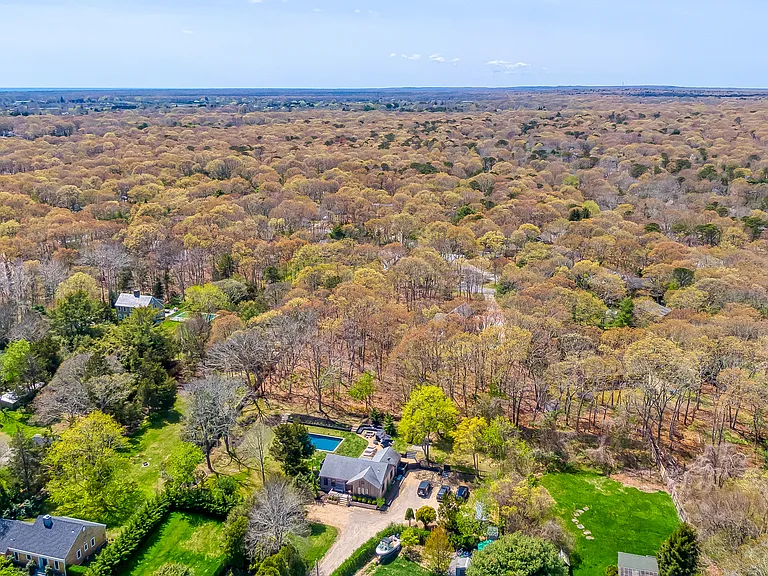 165 Three Mile Harbor Rd — Photo 57