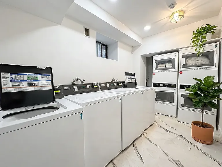141 Greene Ave #1C — Photo 7