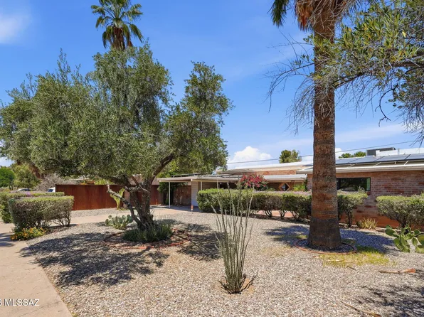 5951 E 17th St, Tucson, AZ 85711
