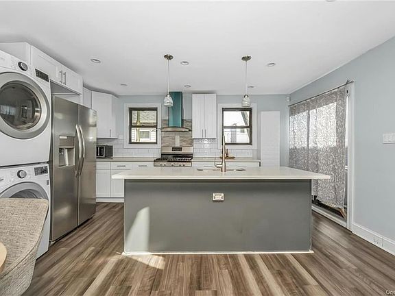 5th image of 45B Edgewater Park Park #B