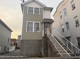 338 Van Duzer St, Staten Island, NY 10304