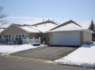 2830 Salem Meadows Dr SW, Rochester, MN 55902