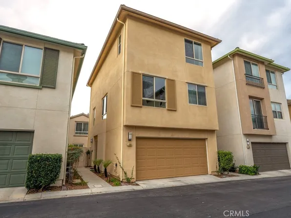 12005 Rock Creek Ct, Hawthorne, CA 90250