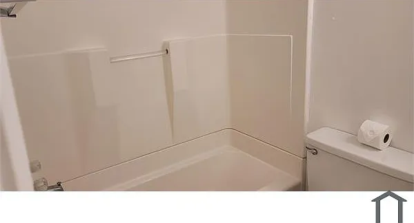 1023 Elmwood St #B — Photo 9