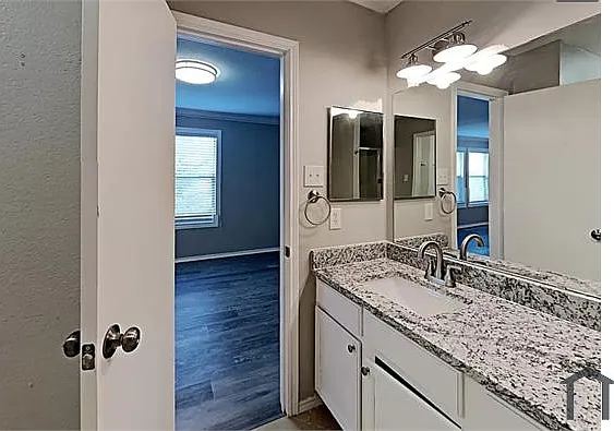 8729 Polo Dr — Photo 8