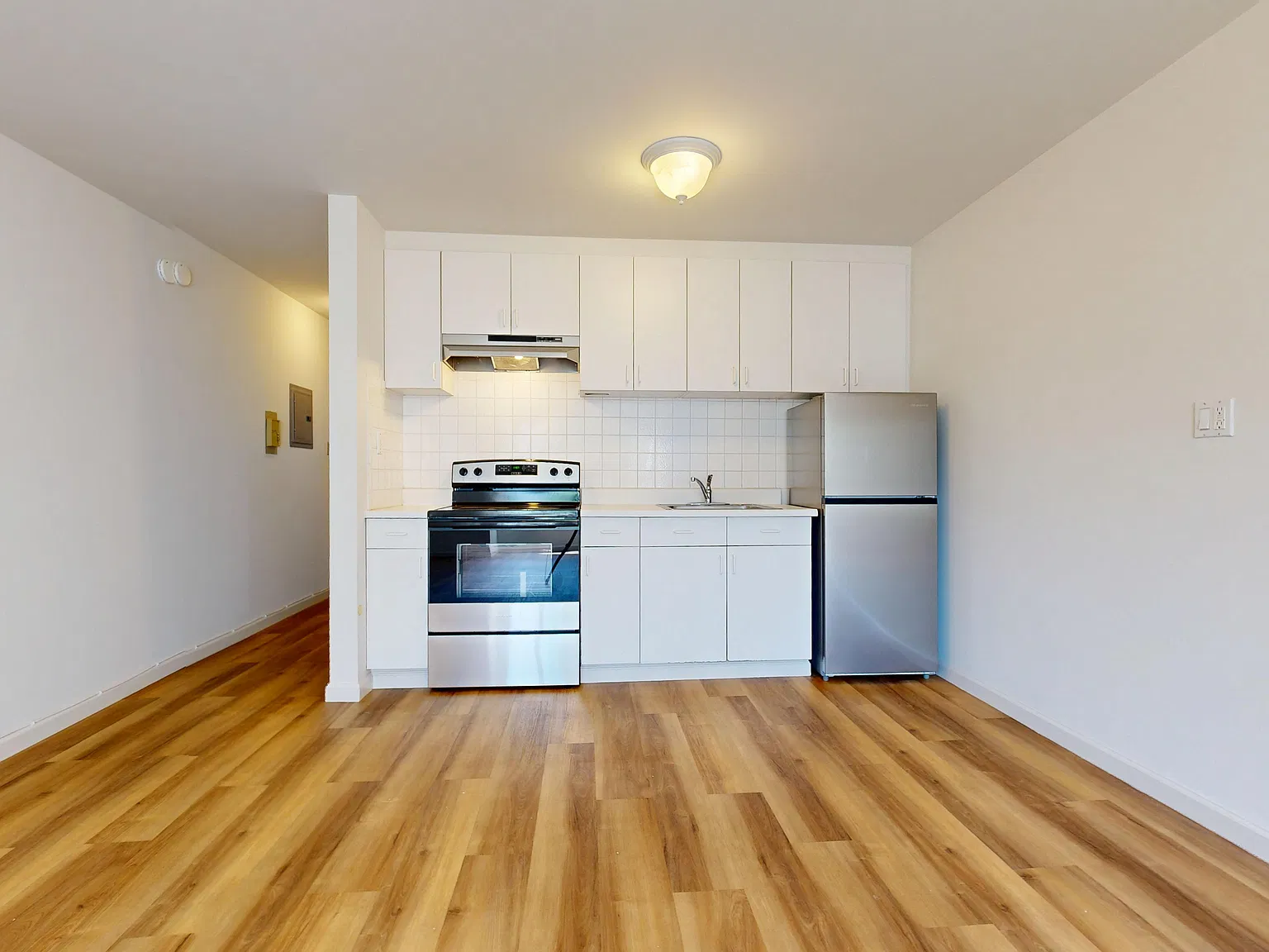 3220 Geary Blvd #209 — Photo 3