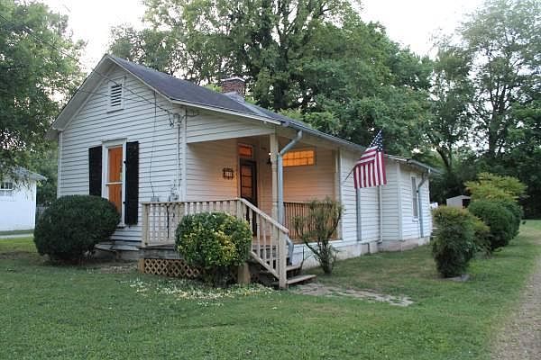 1st image of 115 Old Liberty Pike
