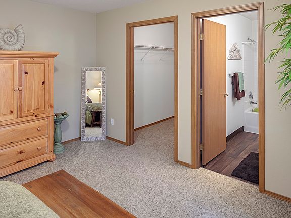 5th image of 2406 NE 139th St #Ss-398