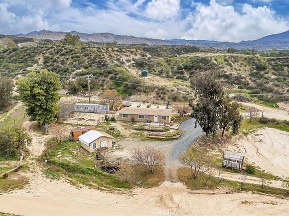 4th image of 44000 Sandstone Rd