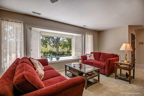 5th image of 2552 Wedgewood Ave