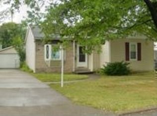 2455 Ravenswood Dr, Evansville, IN 47714