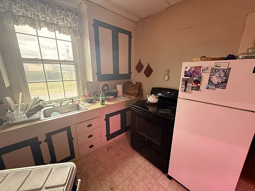 1041 Lower Plain Photo 1
