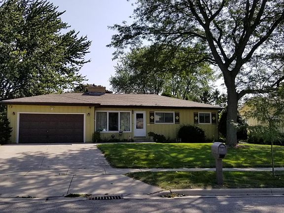 2nd image of 1542 Wilson Ave