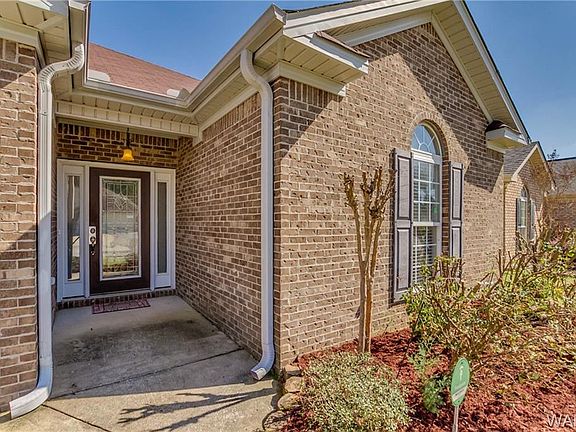 2nd image of 5103 Blackstone Ln