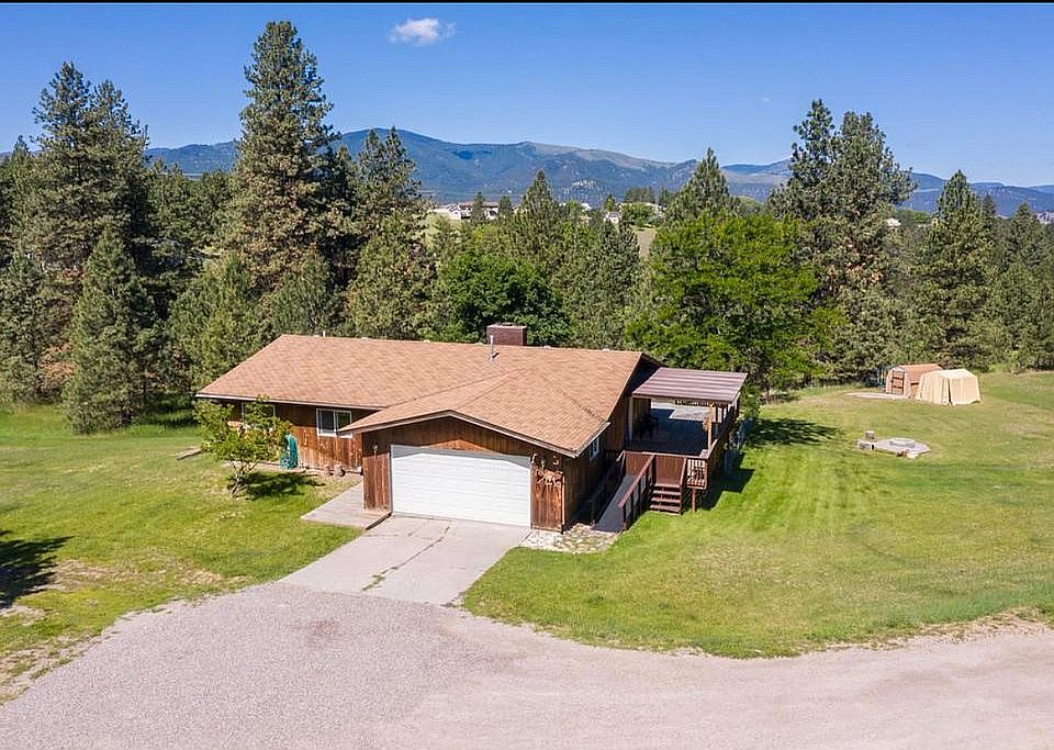 2nd image of 6305 S Meadowwood Ln