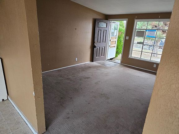 2nd image of 2407 Abbott Ave