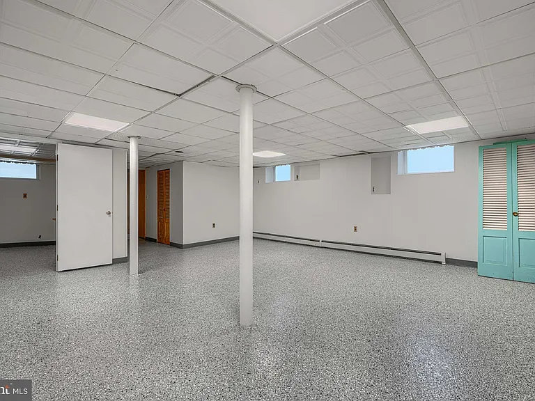 2210 Lake Ave — Photo 21