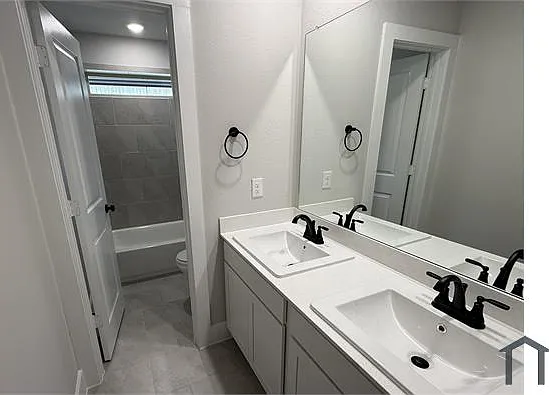 2401 Overlook Dr — Photo 16