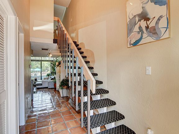 4th image of 3589 S Ocean Blvd #L3