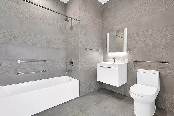 Rented by Azoulay Group Inc | media 10