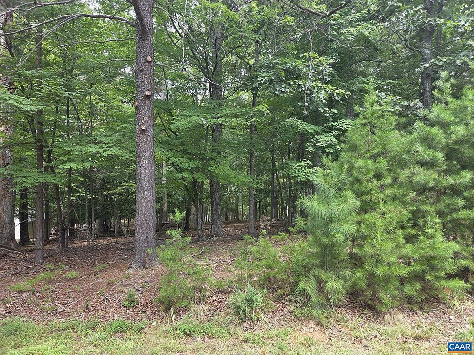 2nd image of 85 Laguna Rd
