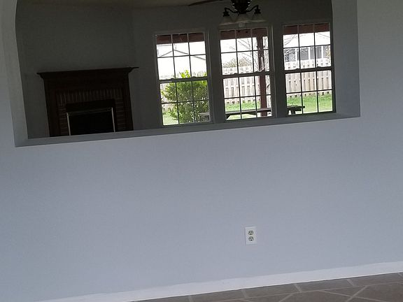 5th image of 5596 N Attleburg Dr