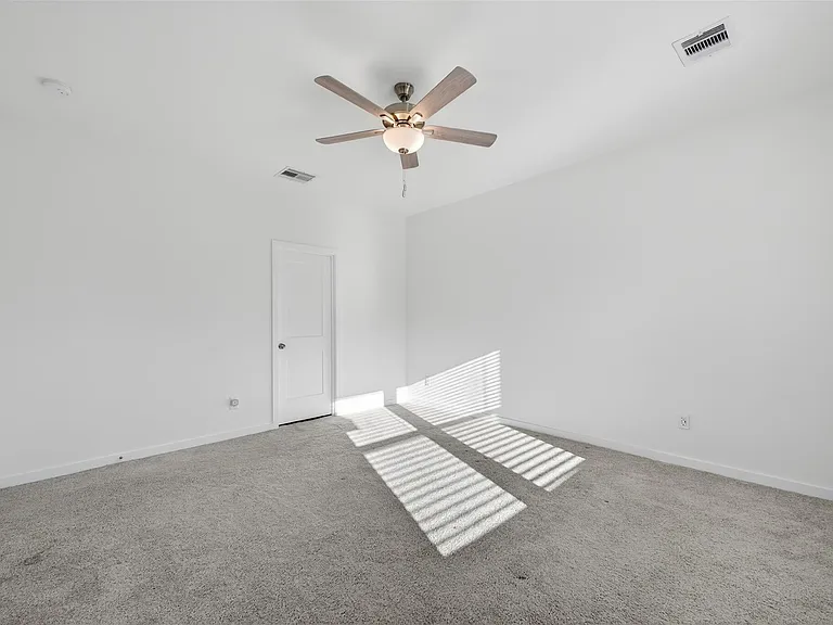 3914 Windy Whisper Dr — Photo 13