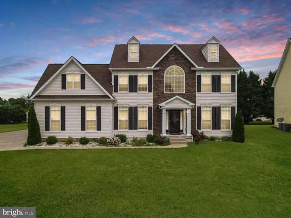 208 Orchard Grove Dr, Camden Wyoming, DE 19934