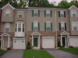 320 Bruaw Dr, York, PA 17406