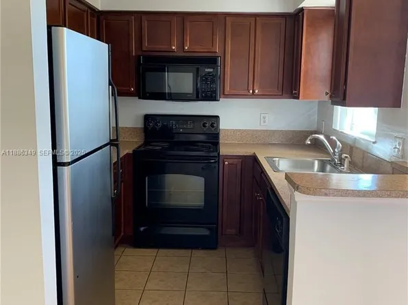 7650 Westwood Dr APT 519, Fort Lauderdale, FL 33321