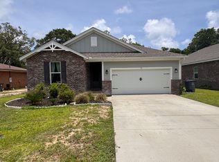 72 Wolverine Ave, Valparaiso, FL 32580