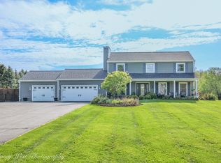 4N671 Council Ct, Elburn, IL 60119